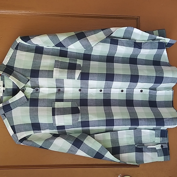 Eden & Olivia Tops - Eden & Olivia long sleeve shirt.